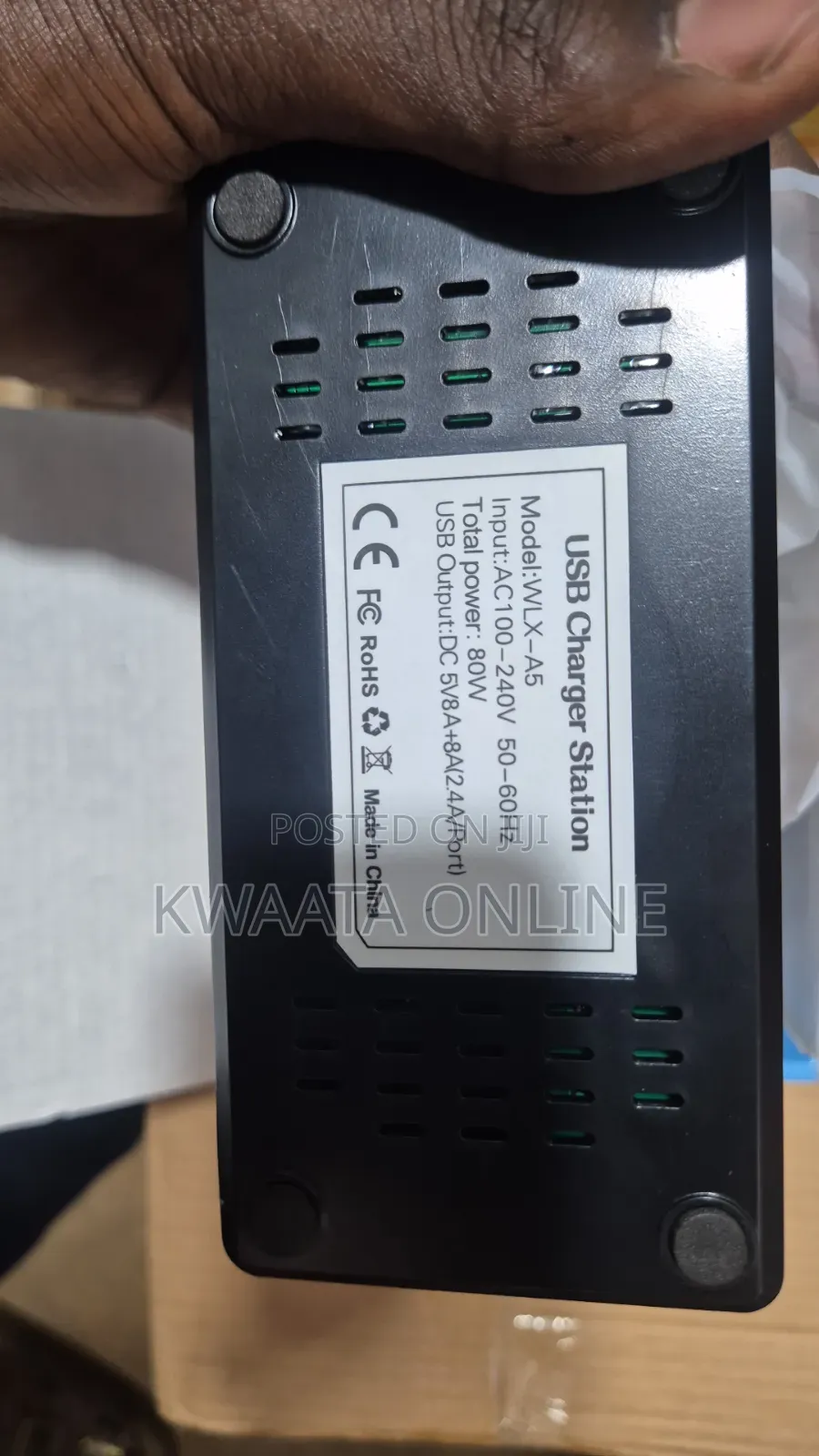 80W USB Charging Station, 20 Port USB 5V 20A Universal Fast Charger