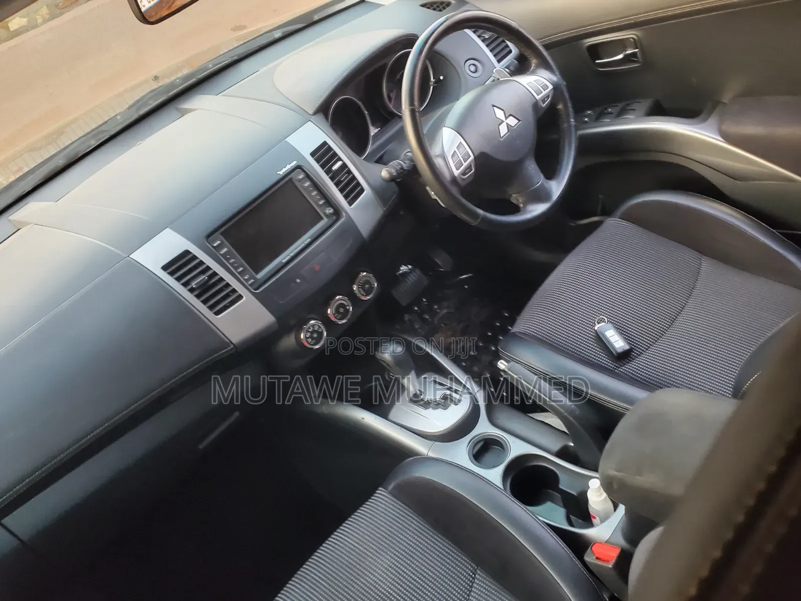 Mitsubishi Outlander 2011 Black