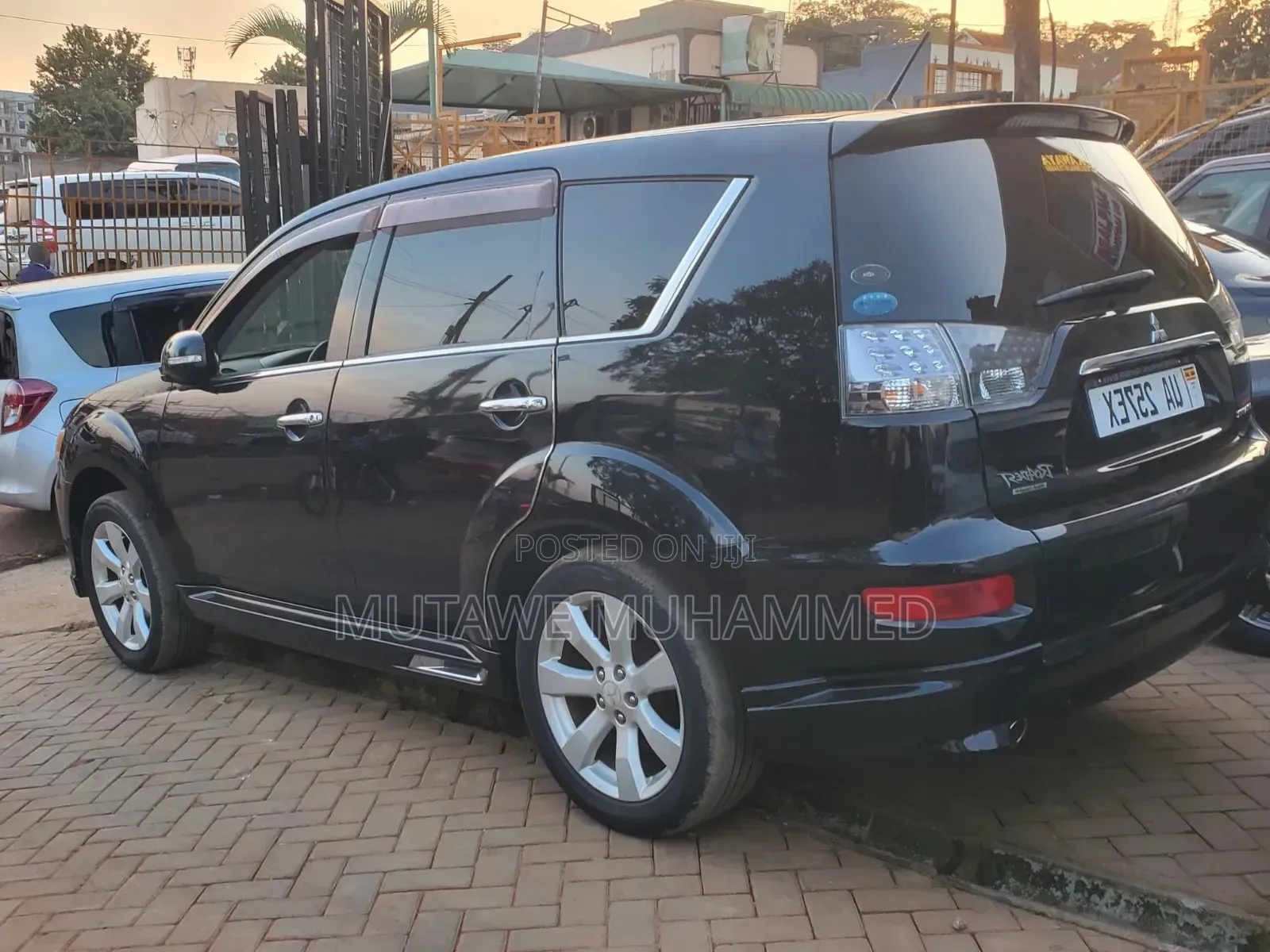 Mitsubishi Outlander 2011 Black