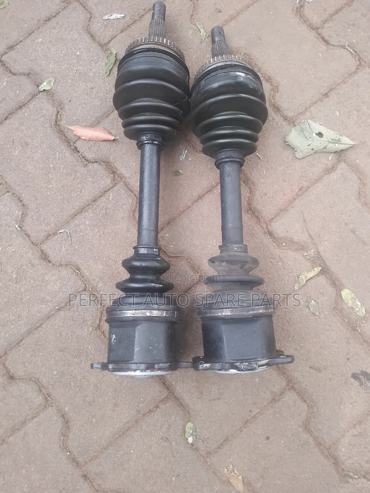 Driving Shafts for Toyota Land Cruiser TX in Stock Original Japan