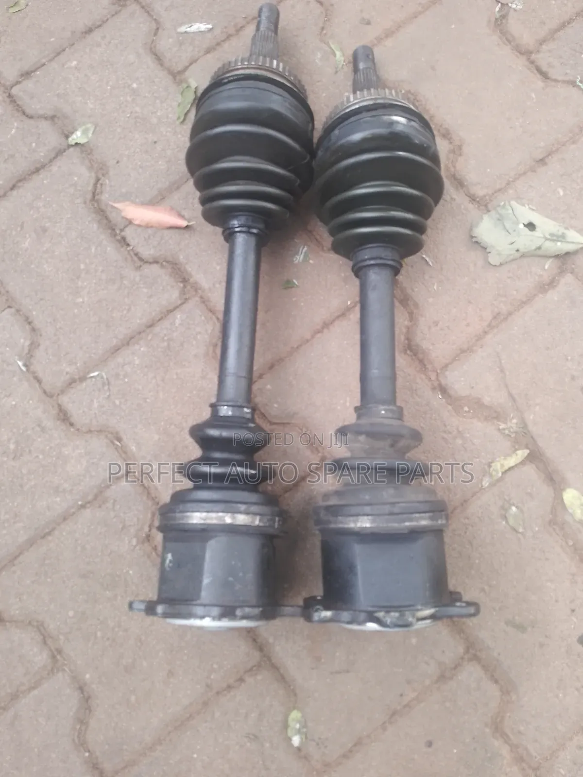 Driving Shafts for Toyota Land Cruiser TX in Stock Original Japan