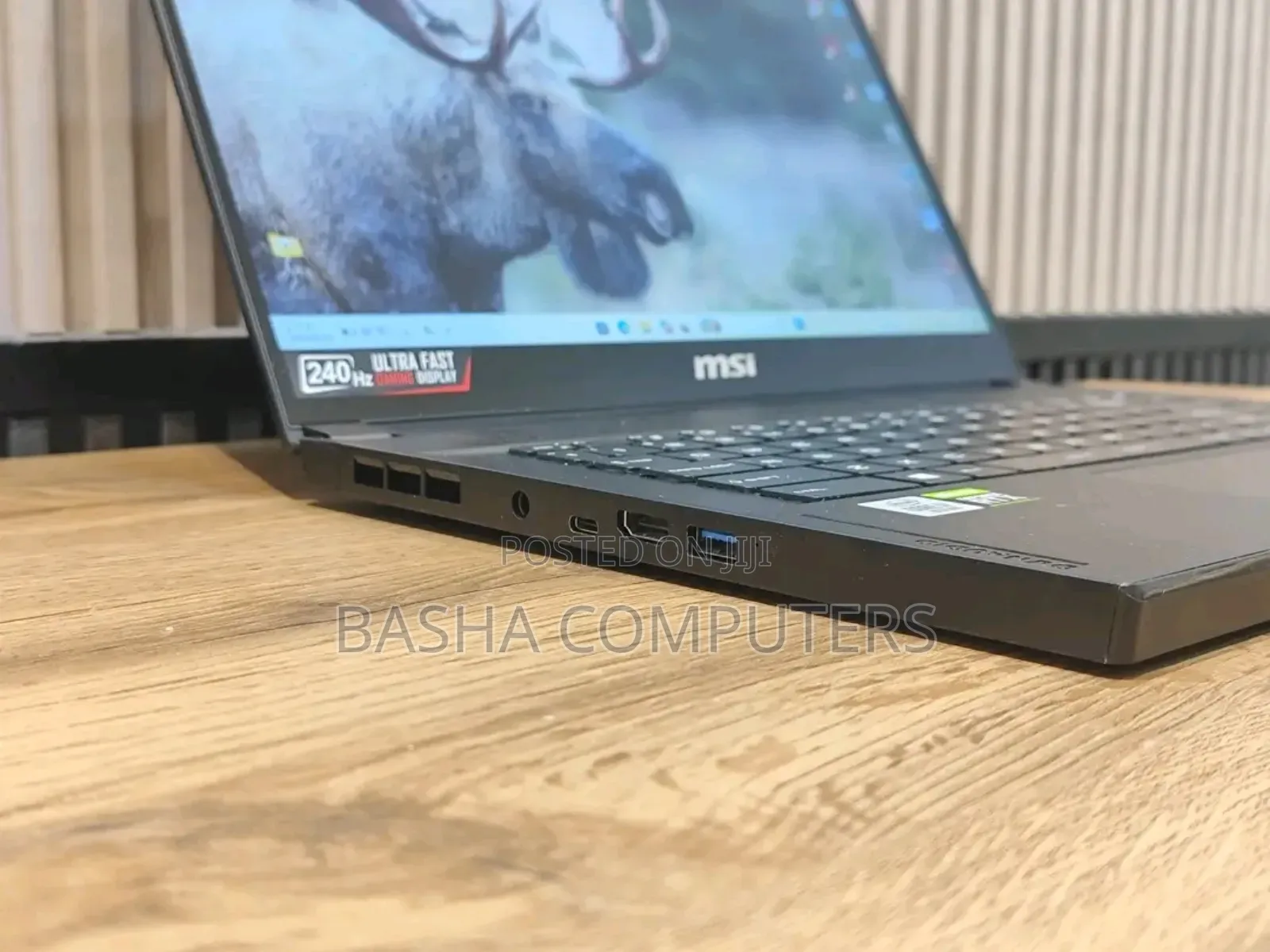 New Laptop MSI GS65 Stealth Thin 8RE 16GB Intel Core i7 SSD 512GB
