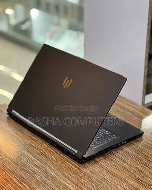 New Laptop MSI GS65 Stealth Thin 8RE 16GB Intel Core i7 SSD 512GB