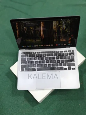 New Laptop Apple MacBook Air 8GB Apple M1 SSD 256GB