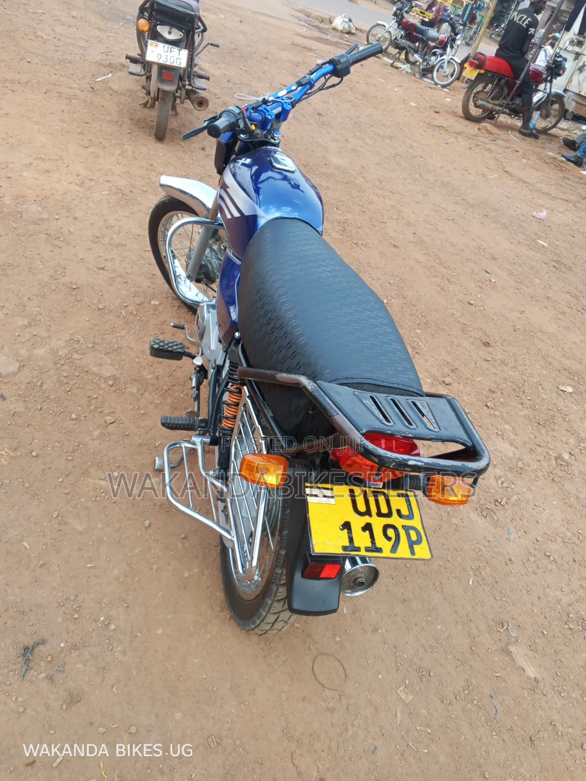 Bajaj Boxer 100 2019 Blue