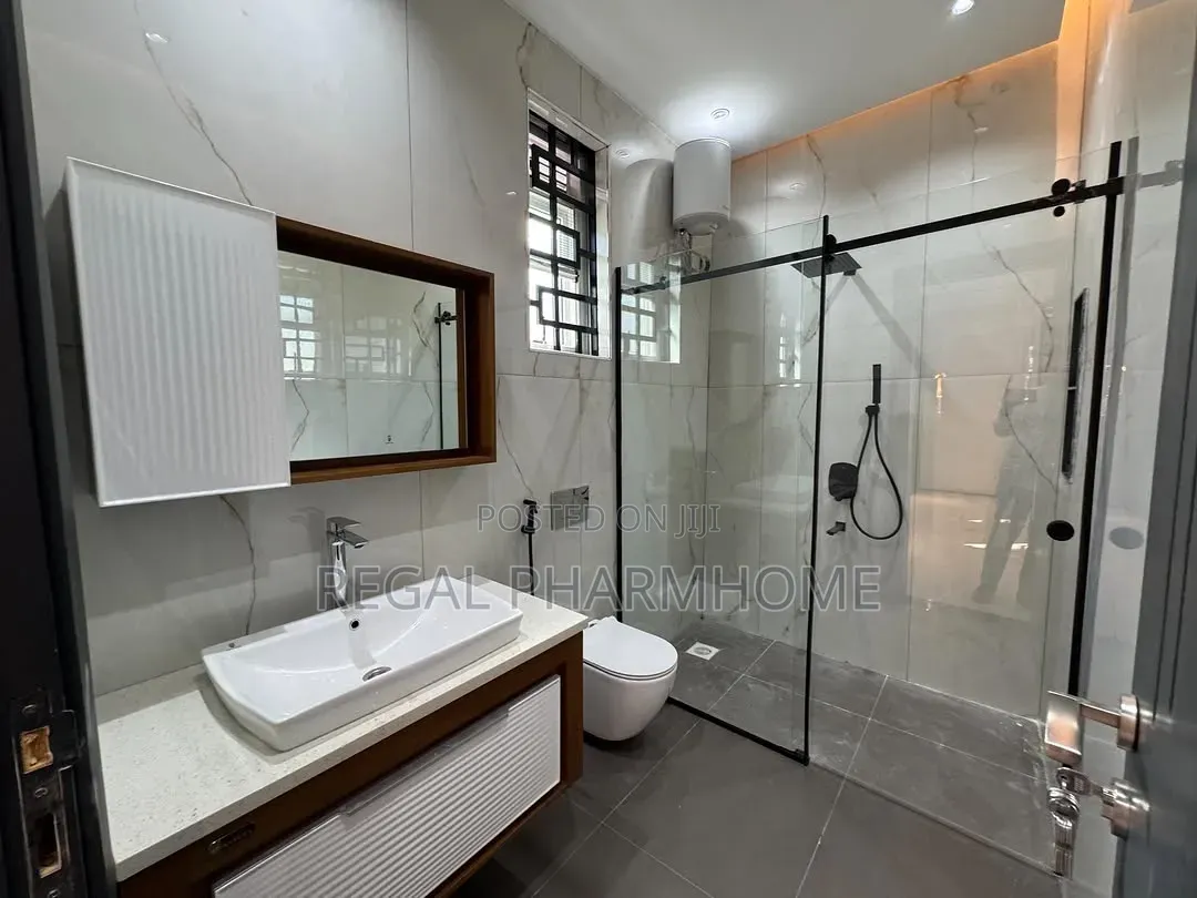 4bdrm Bungalow in Nalaya, Central Division for rent