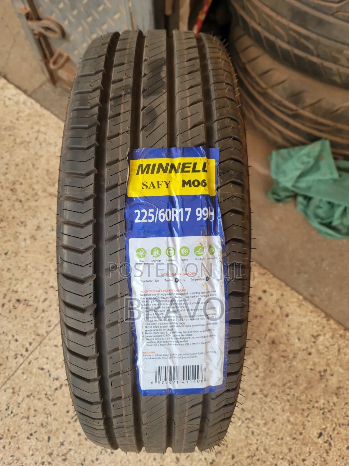 225/60r17 Minnell