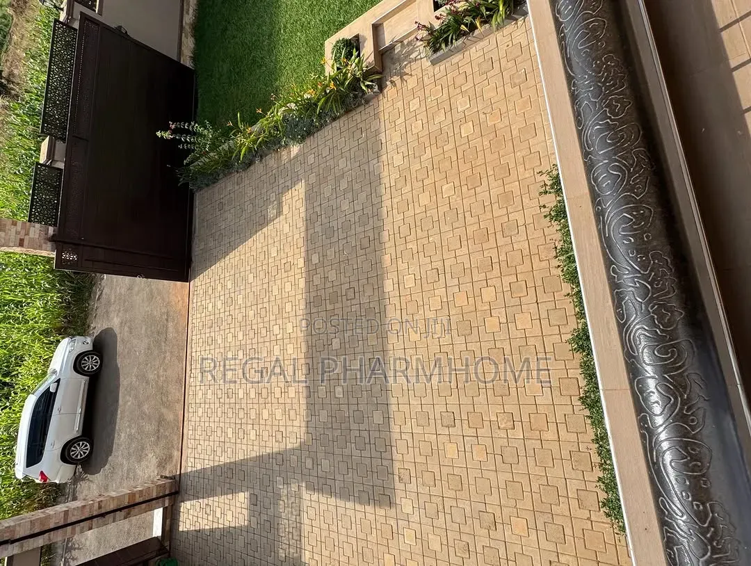Furnished 4bdrm Duplex in Ntinda, Central Division for rent