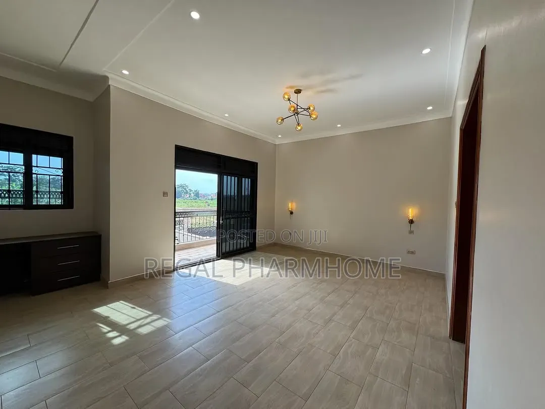 Furnished 4bdrm Duplex in Ntinda, Central Division for rent
