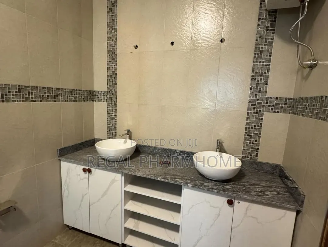 Furnished 4bdrm Duplex in Ntinda, Central Division for rent