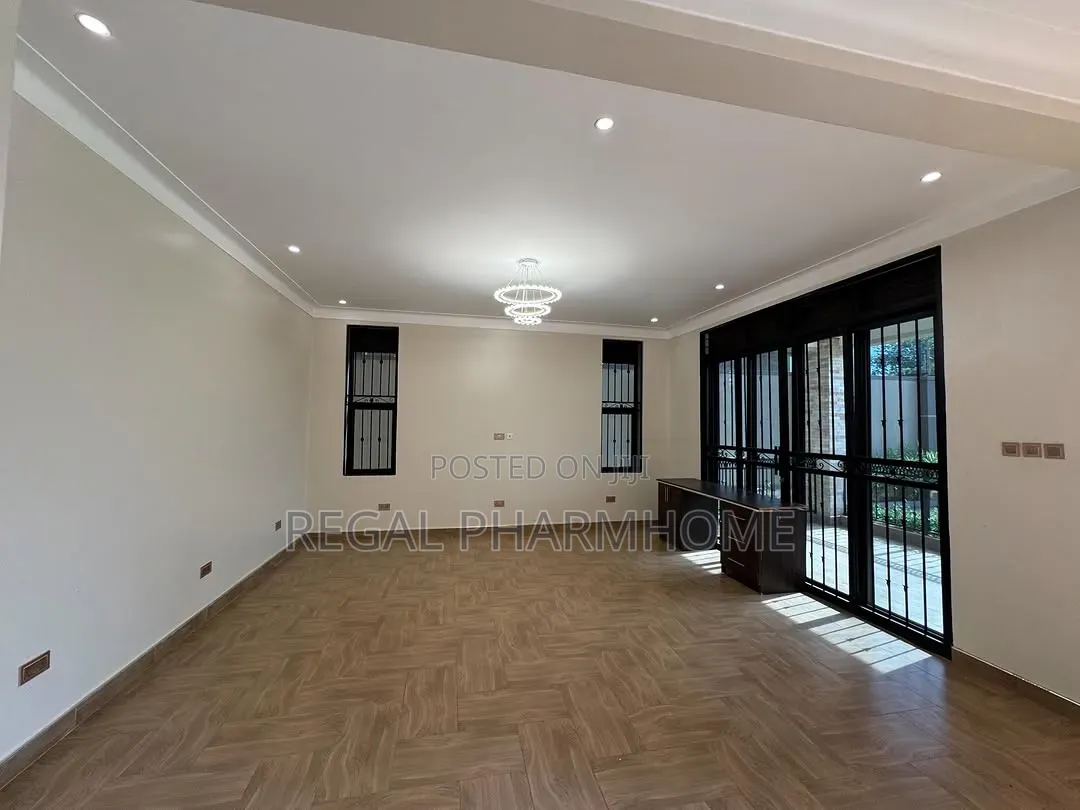 Furnished 4bdrm Duplex in Ntinda, Central Division for rent