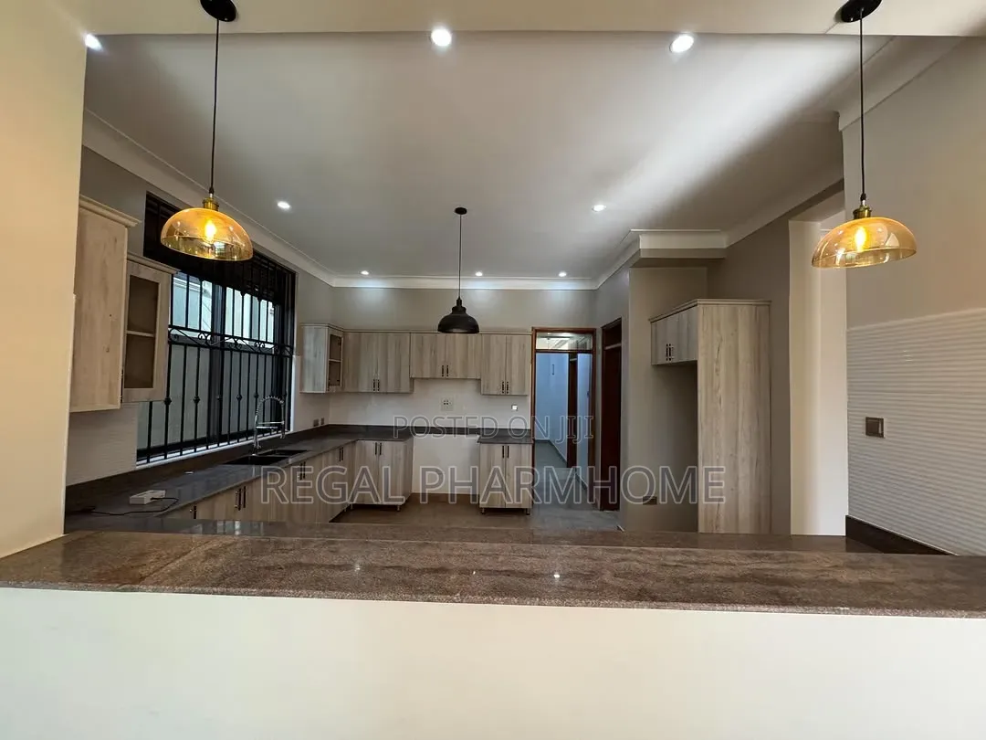 Furnished 4bdrm Duplex in Ntinda, Central Division for rent