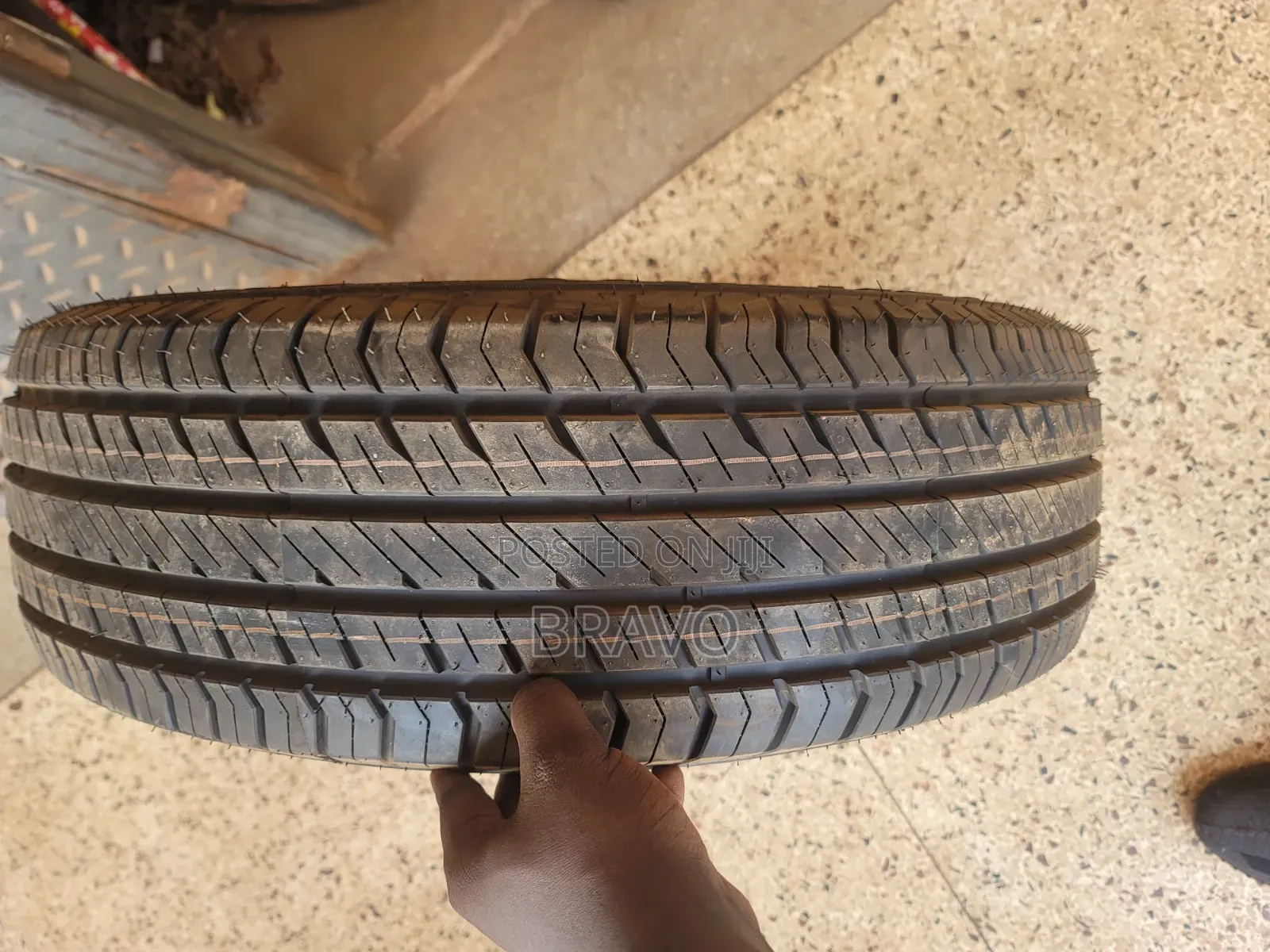225/60r17 Highway Terrain Tyre