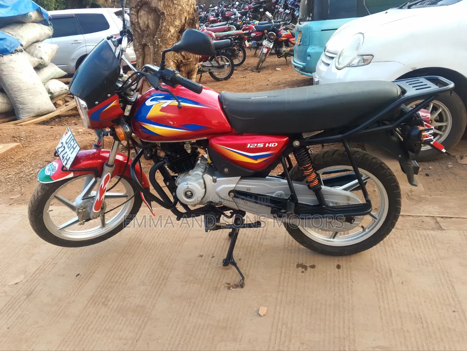 Bajaj Boxer 125 2024 Red