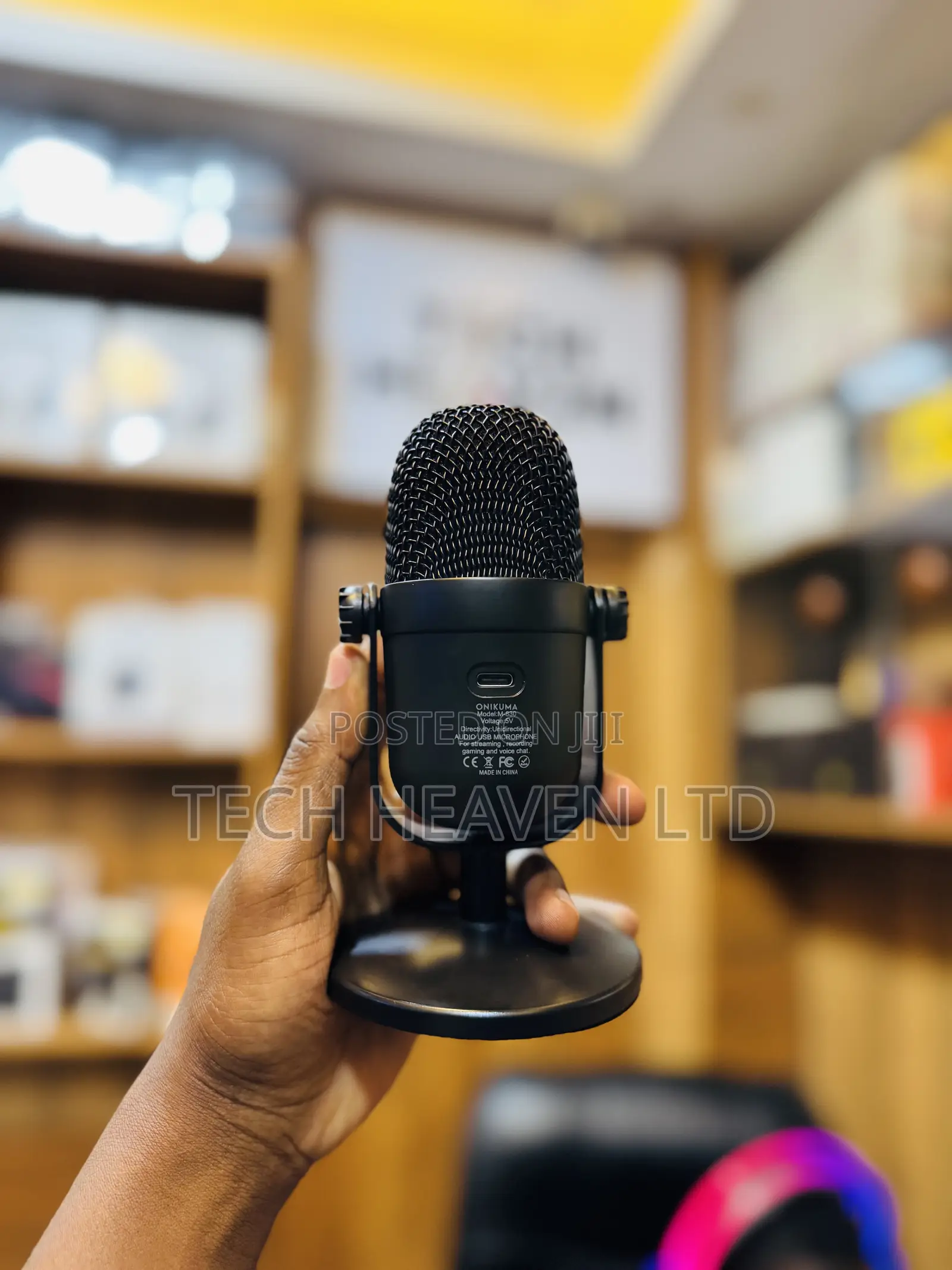 Gaming Microphone With Noise Cancellation Mute Button