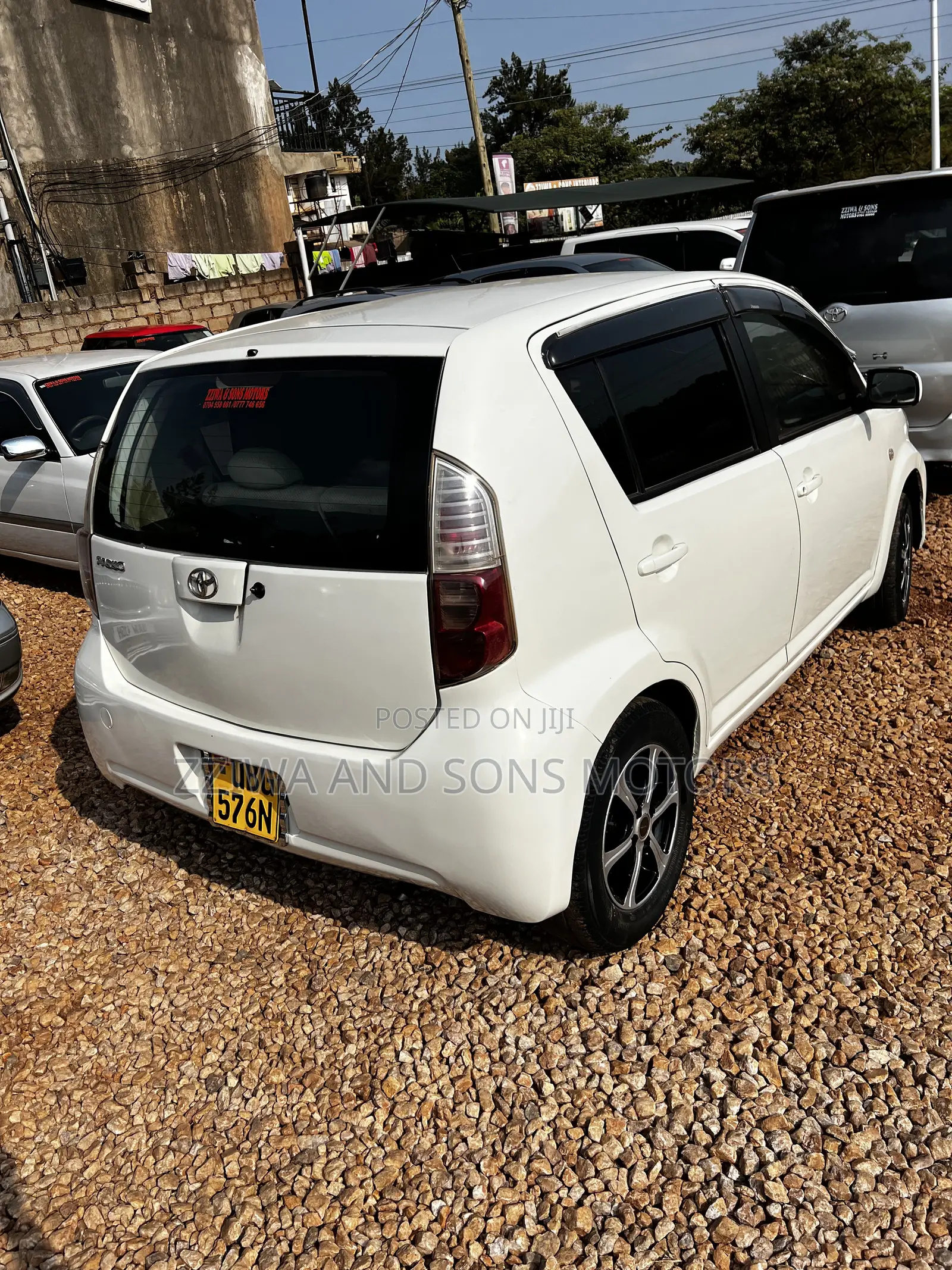 Toyota Passo 1.0 FWD 2010 White