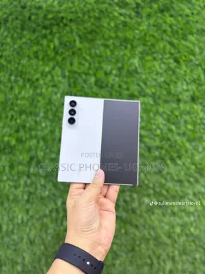 New Samsung Galaxy Z Fold8 Ultra 512 GB Silver