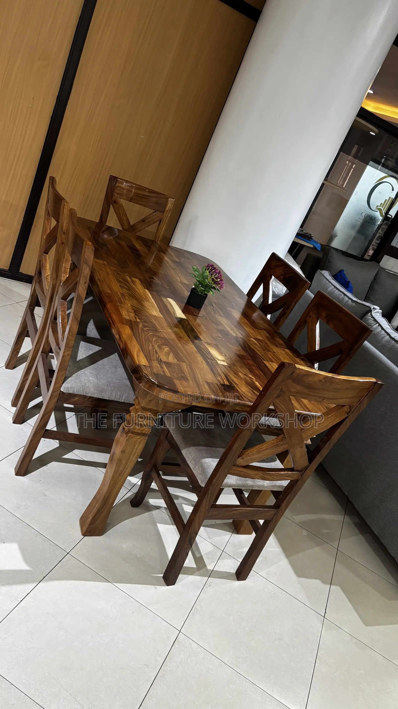 Mugavu X Dining . Ready Now . Hard Wood