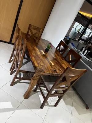 Mugavu X Dining . Ready Now . Hard Wood