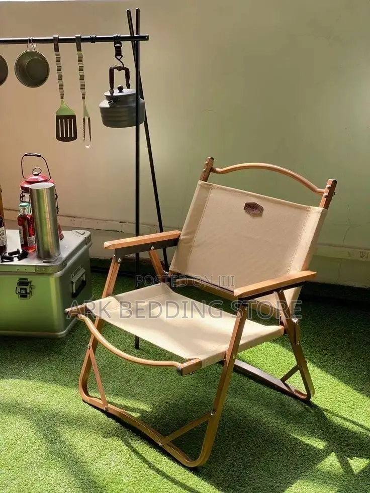Biege Breeze Foldable Chair