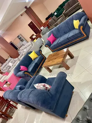 Blue Vintage Sofa . Springs Inside . Artistic