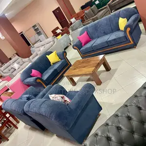 Blue Vintage Sofa . Springs Inside . Artistic
