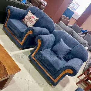 Blue Vintage Sofa . Springs Inside . Artistic