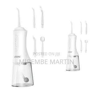 Professional Portable Water Flosser With Interchangeable Nozzles