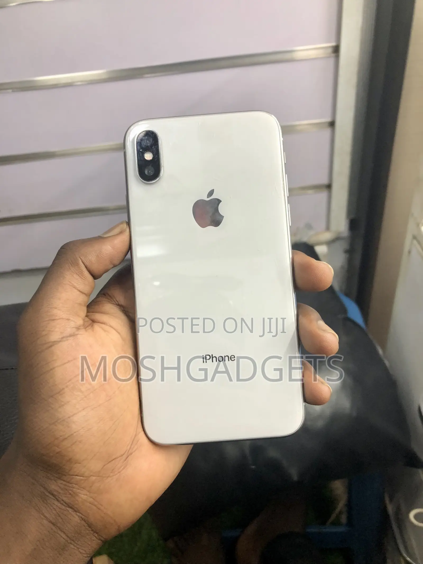 Apple iPhone X 64 GB White