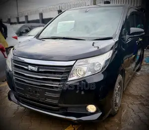 Toyota Noah 2.0 AWD (7 Seater) 2017 Black