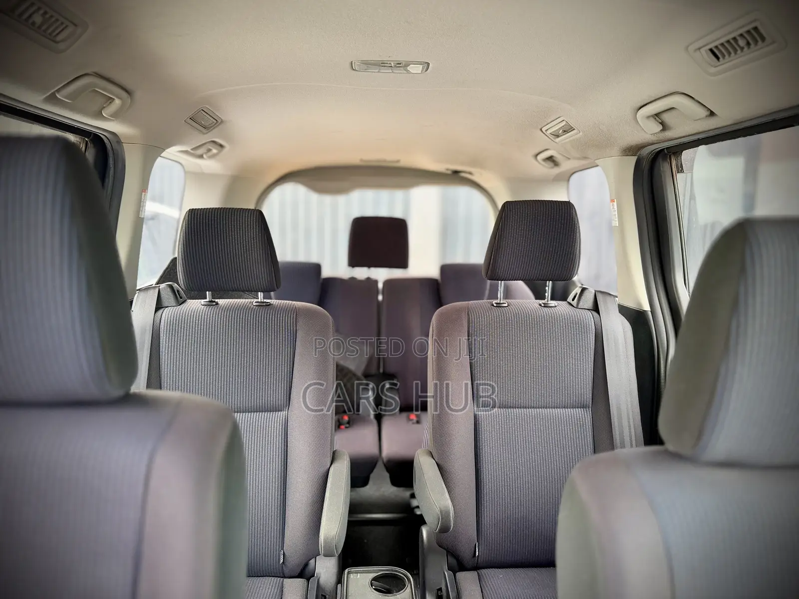 Toyota Noah 2.0 AWD (7 Seater) 2017 Black
