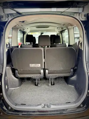 Toyota Noah 2.0 AWD (7 Seater) 2017 Black