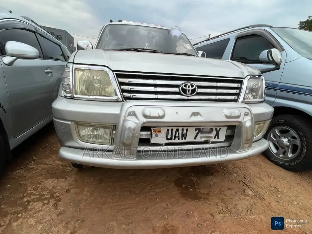 Toyota Land Cruiser Prado 2000 Silver