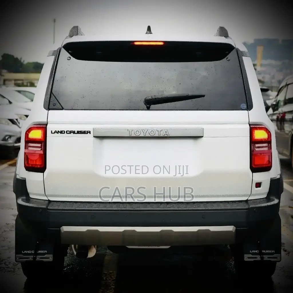 Toyota Land Cruiser Prado 2.4 Petrol 2024 White