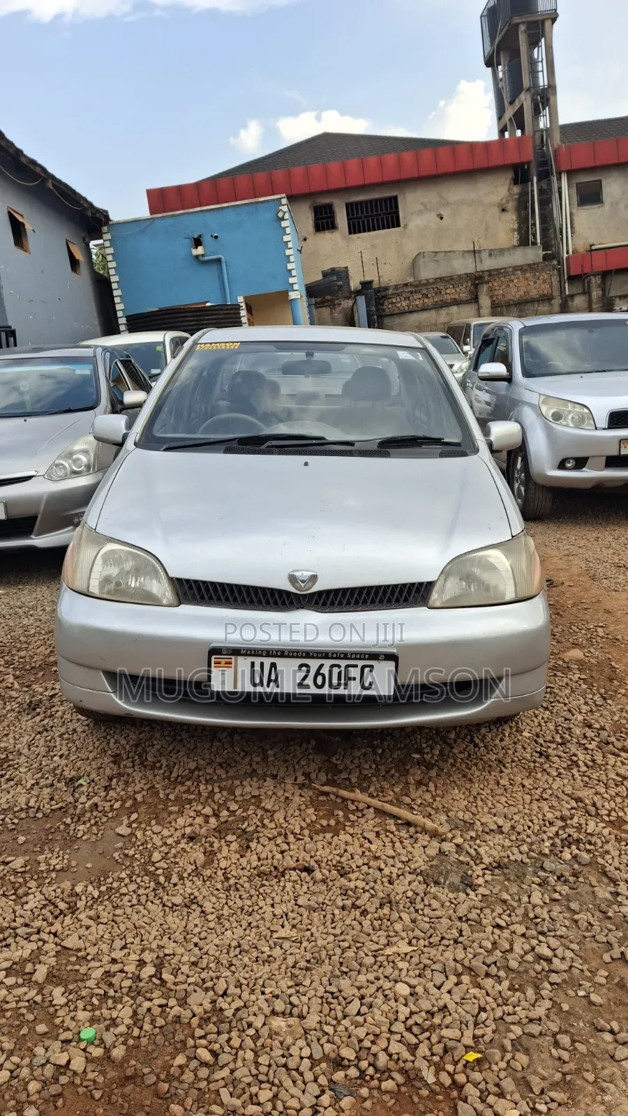 Toyota Platz 2001 Silver