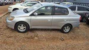 Toyota Platz 2001 Silver