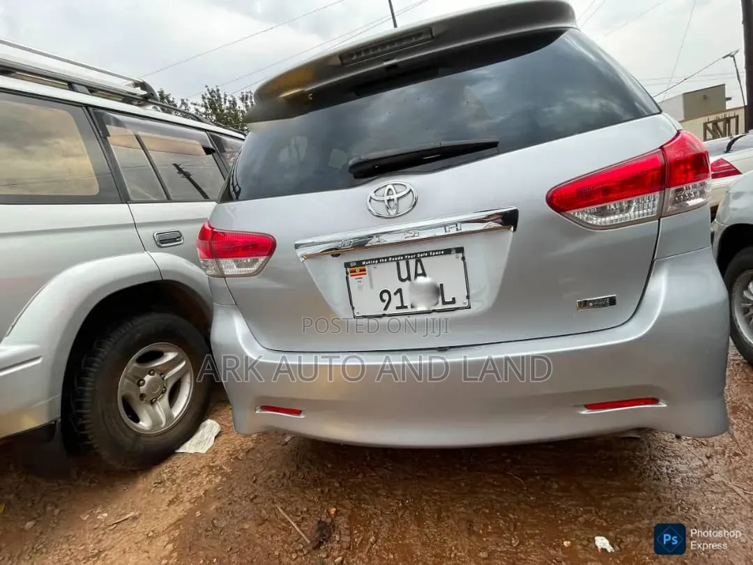 Toyota Wish 2009 Silver