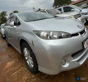 Toyota Wish 2009 Silver