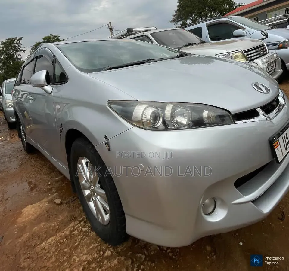 Toyota Wish 2009 Silver