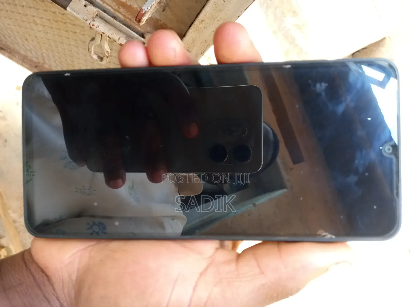 Mobile Phone 64 GB Orange