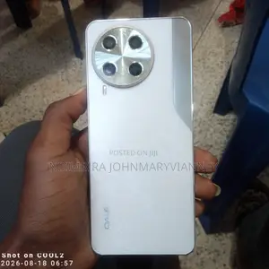 Oale Camon 40 64 GB Silver