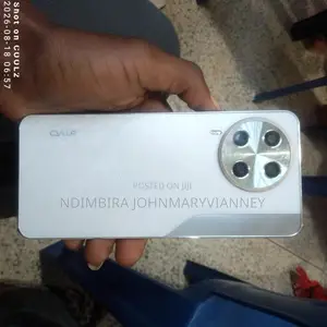 Oale Camon 40 64 GB Silver
