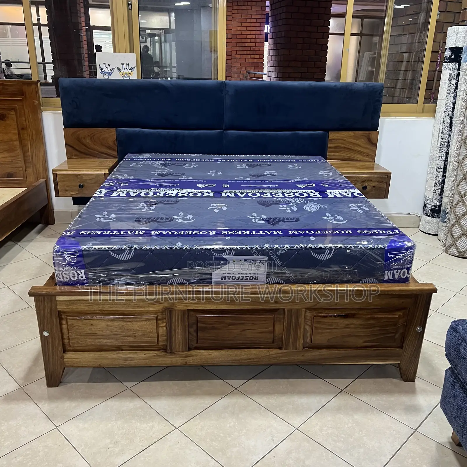 5 by 6 Bed With 6 Drawers