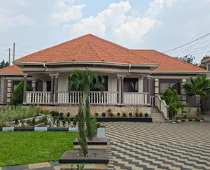 Furnished 5bdrm Bungalow in Kira Town, Central Division for sale