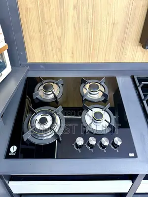 4 Gas Built in Iqura Burner/Hoob