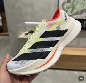 Adidas Adizero Sneaker