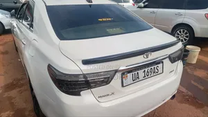 Toyota Mark X 2012 White