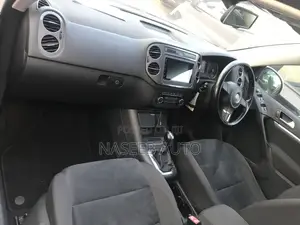 Volkswagen Tiguan 2012 White