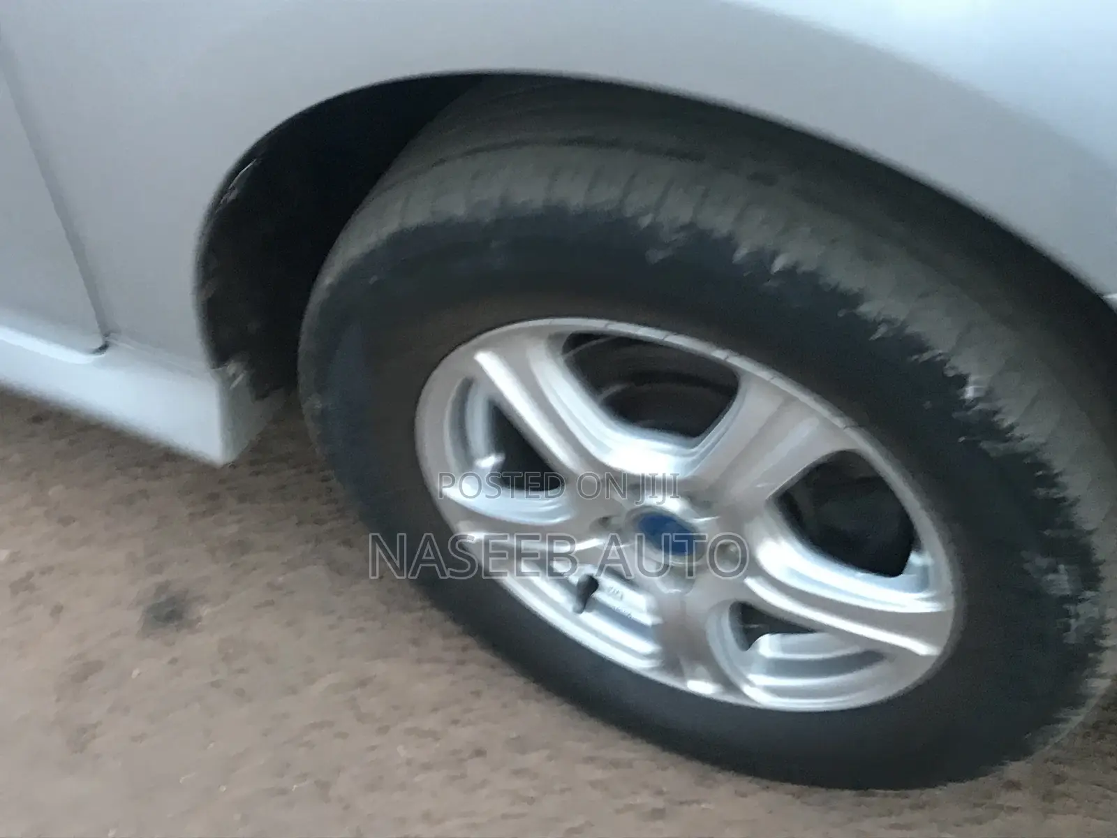 Toyota Wish 2010 Silver
