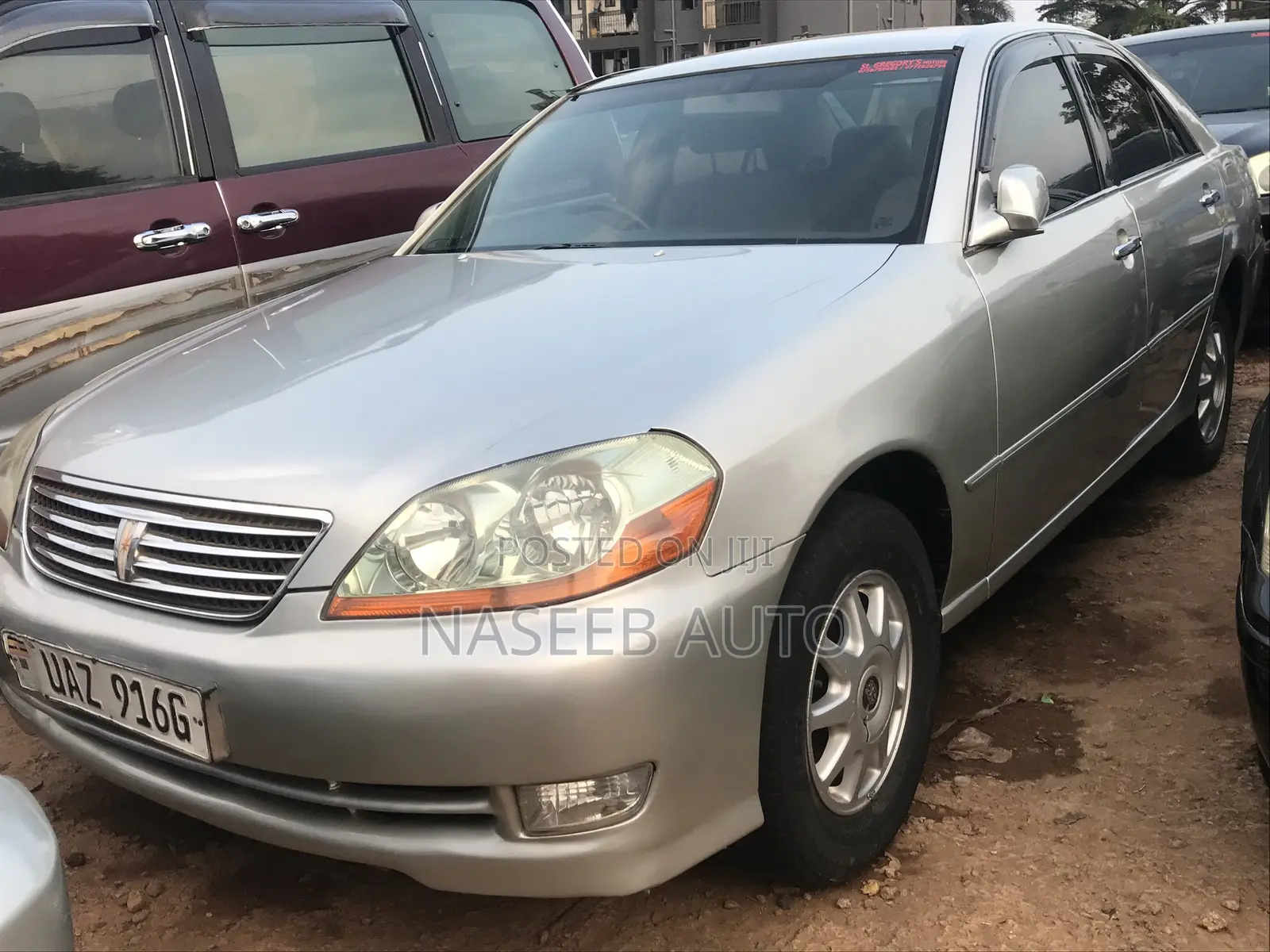 Toyota Mark II 2004 Silver